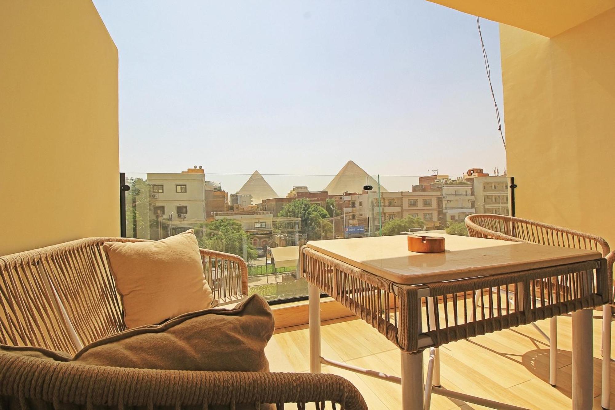 The Platinum Pyramid View Inn Kafrat al Jabal Exterior photo