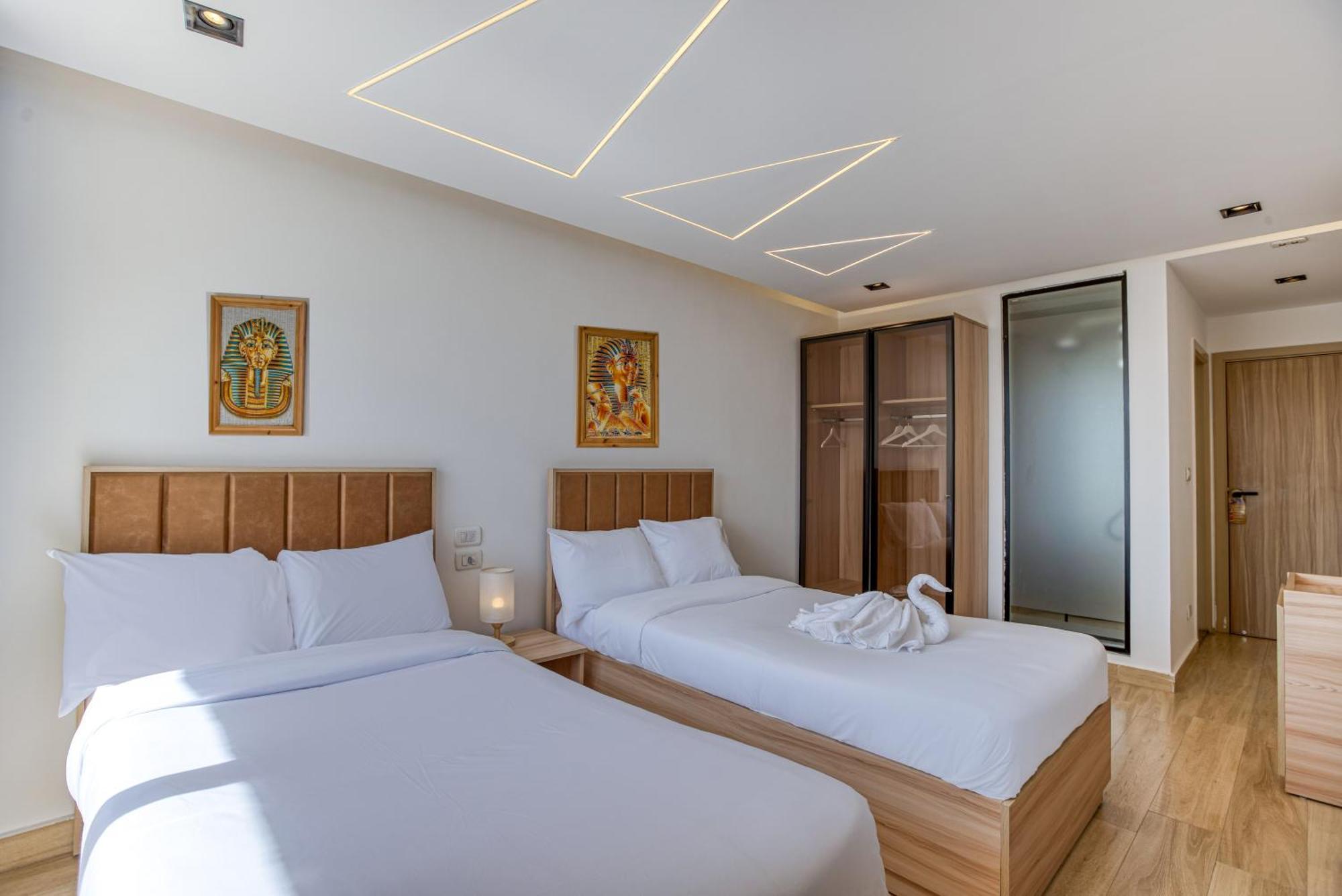 The Platinum Pyramid View Inn Kafrat al Jabal Exterior photo