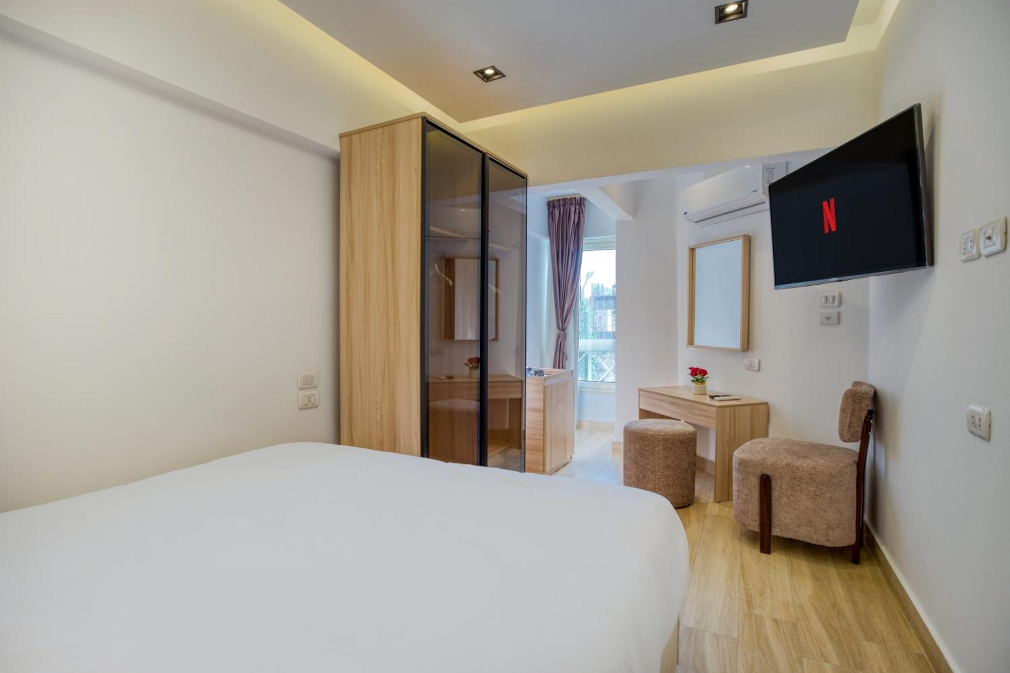 The Platinum Pyramid View Inn Kafrat al Jabal Exterior photo